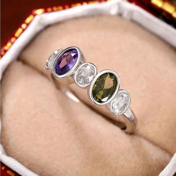 Amethyst & Peridot Oval Silver Plated Ring - Picture 8 of 10